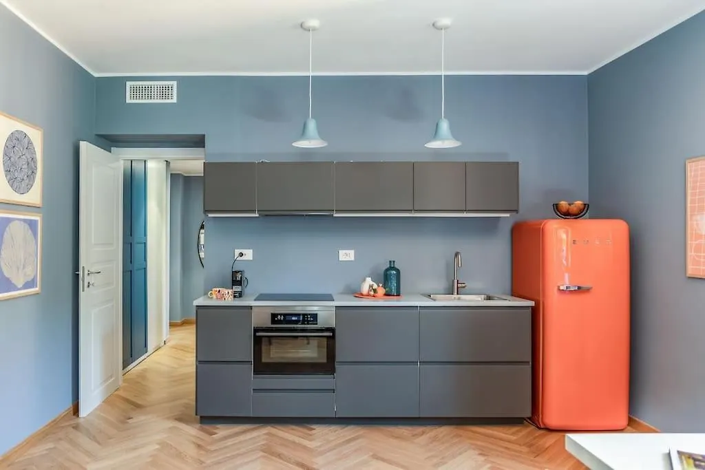 Tres Chic In The Heart Of Milan Lägenhet Italien
